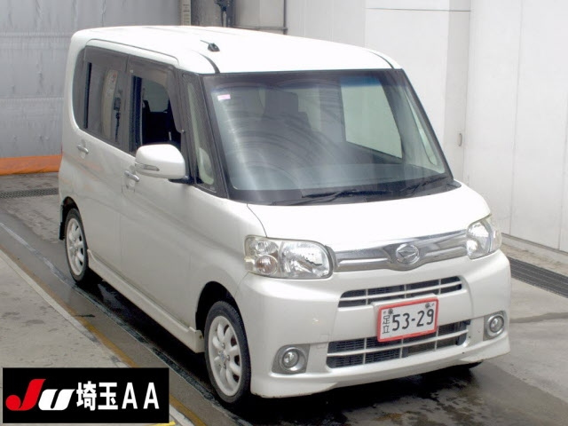 DAIHATSU TANTO — фото
