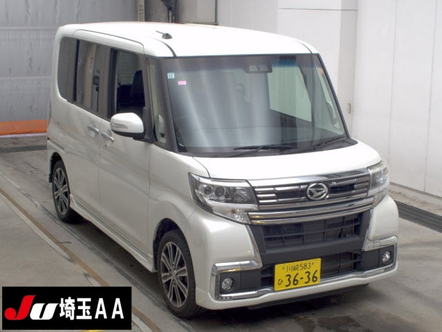 DAIHATSU TANTO — фото