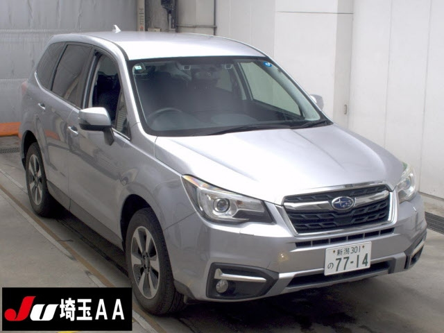 SUBARU FORESTER — фото