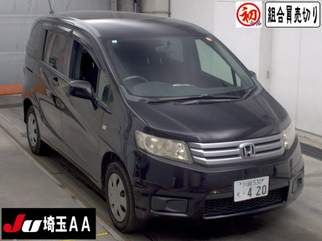 HONDA FREED — фото