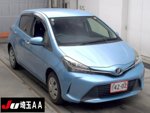 TOYOTA VITZ — фото