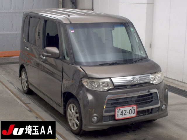 DAIHATSU TANTO — фото