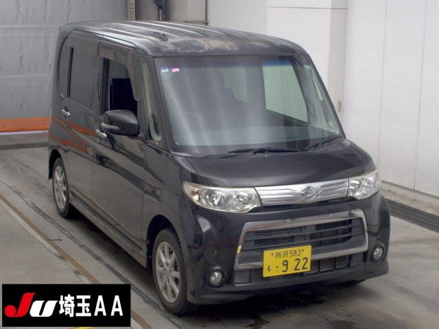 DAIHATSU TANTO — фото