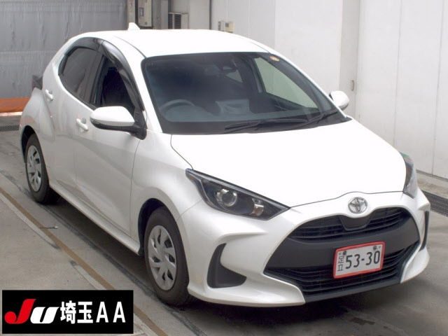 TOYOTA YARIS — фото
