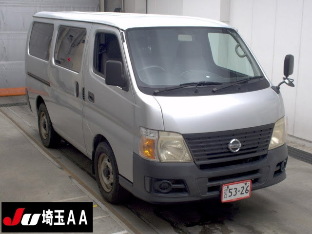 NISSAN CARAVAN — фото