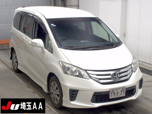 HONDA FREED — фото
