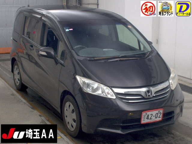 HONDA FREED — фото