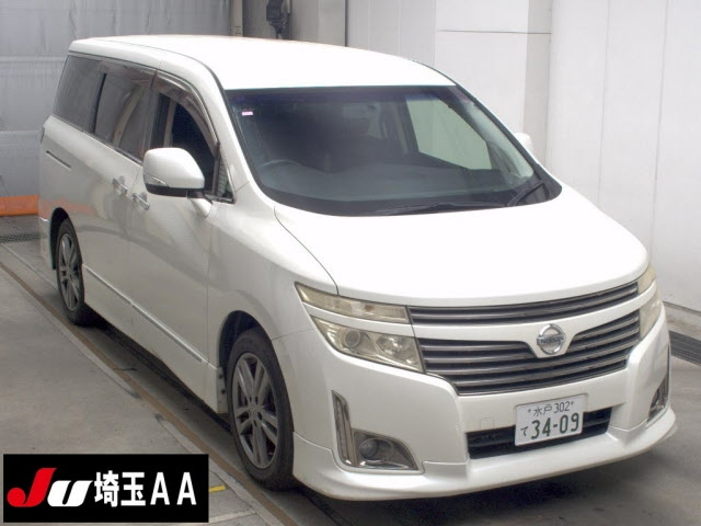NISSAN ELGRAND — фото