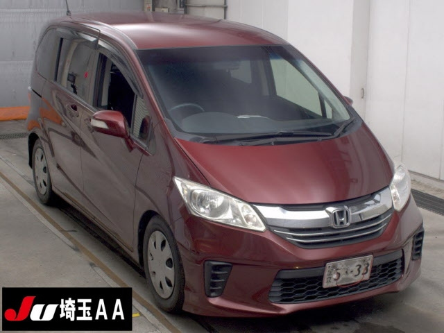 HONDA FREED — фото