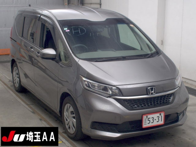 HONDA FREED — фото
