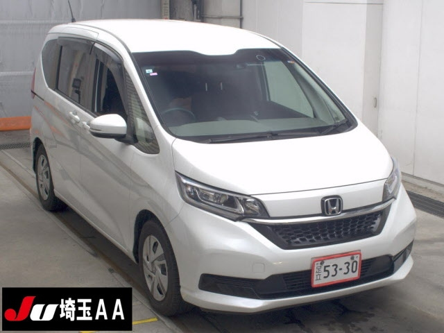 HONDA FREED — фото