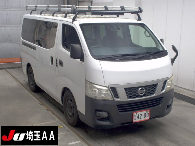 NISSAN CARAVAN — фото