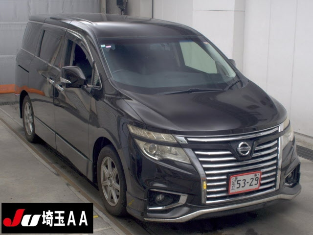 NISSAN ELGRAND — фото