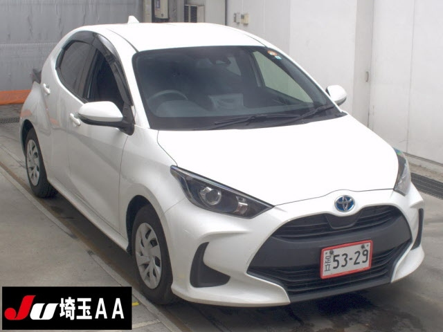 TOYOTA YARIS — фото