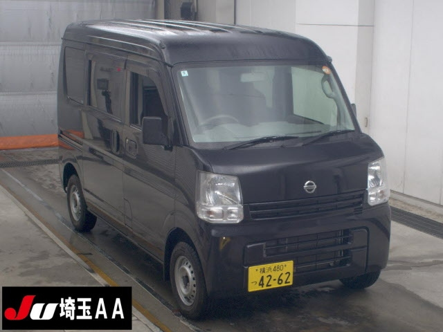 NISSAN CLIPPER — фото