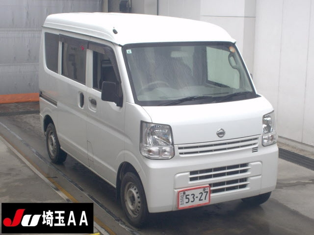 NISSAN CLIPPER — фото