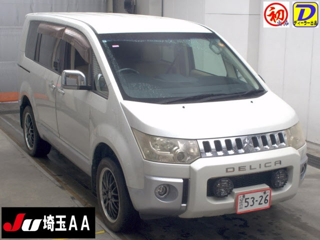 MITSUBISHI DELICA D5