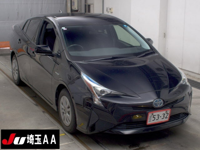 TOYOTA PRIUS — фото