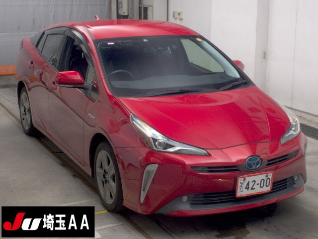 TOYOTA PRIUS — фото