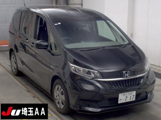 HONDA FREED — фото