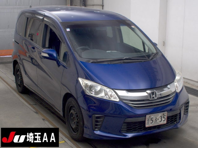 HONDA FREED — фото