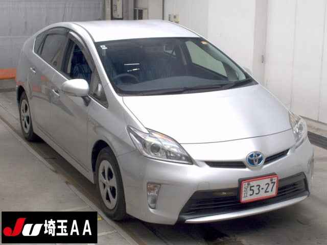 TOYOTA PRIUS — фото