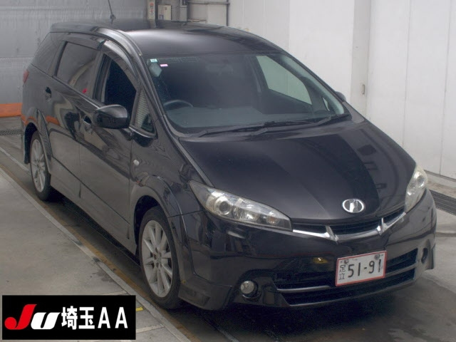 TOYOTA WISH — фото