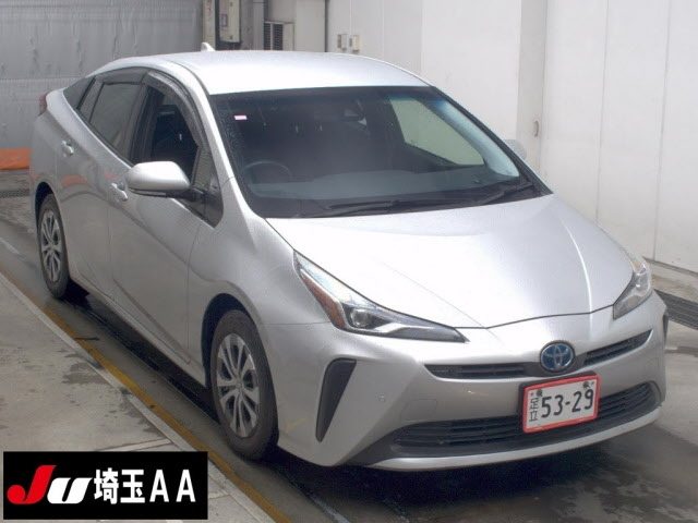 TOYOTA PRIUS — фото