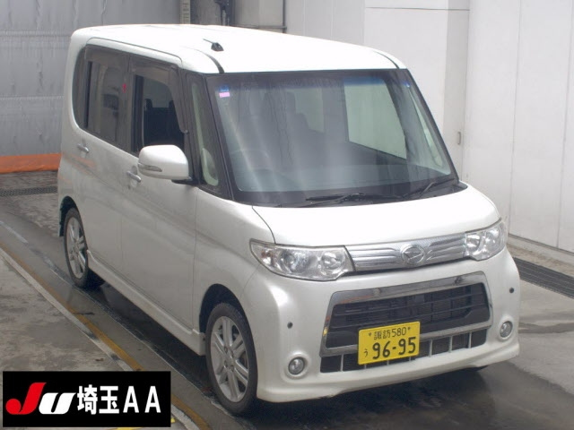 DAIHATSU TANTO — фото