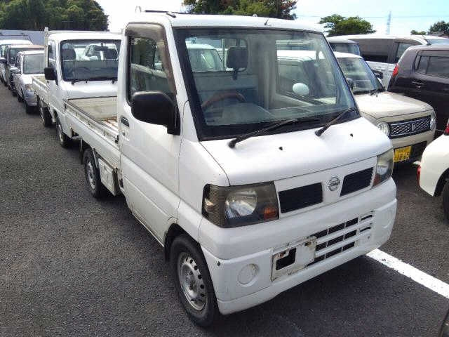 NISSAN CLIPPER — фото