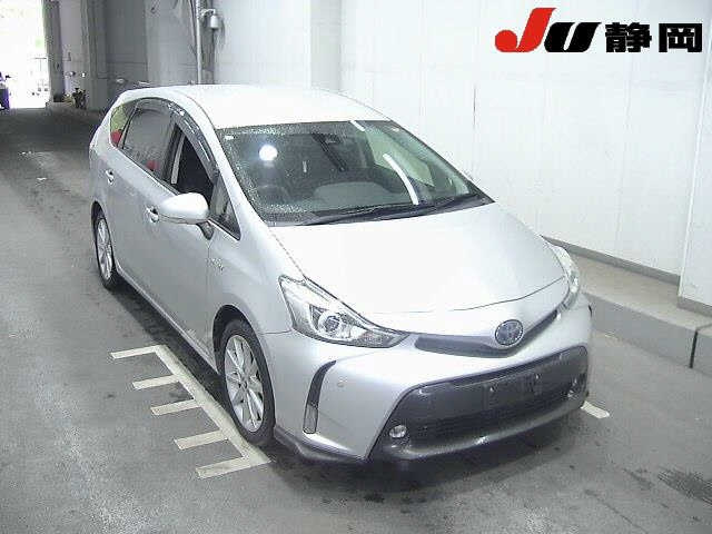 TOYOTA PRIUS — фото
