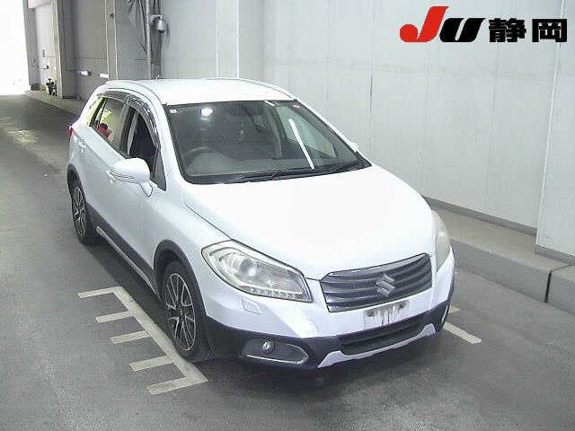 SUZUKI SX 4 — фото
