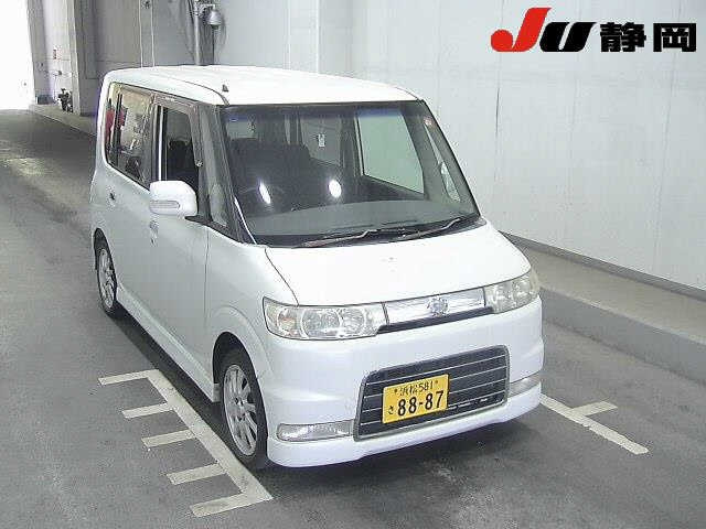 DAIHATSU TANTO — фото