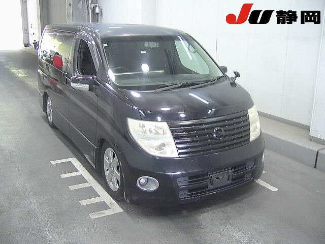 NISSAN ELGRAND — фото