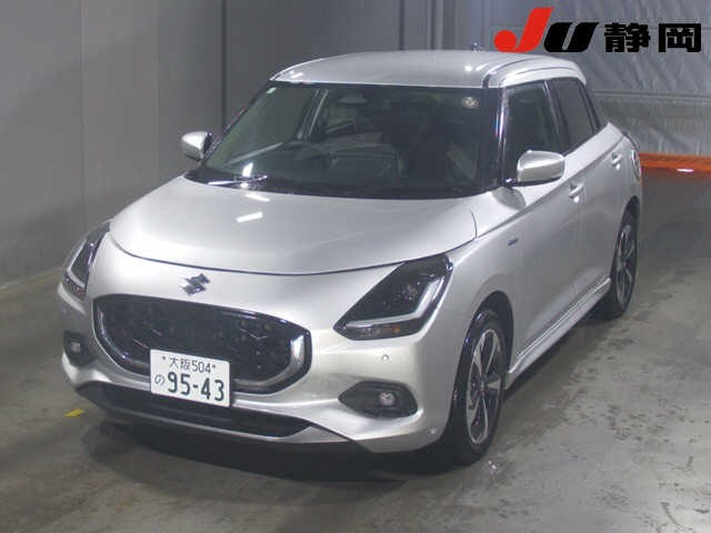 SUZUKI SWIFT — фото