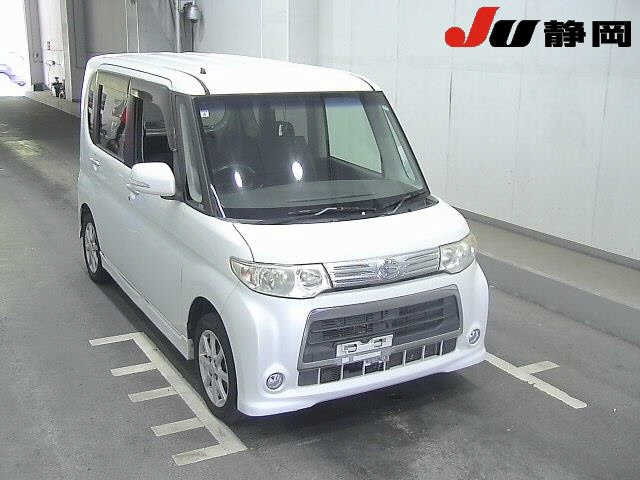 DAIHATSU TANTO — фото