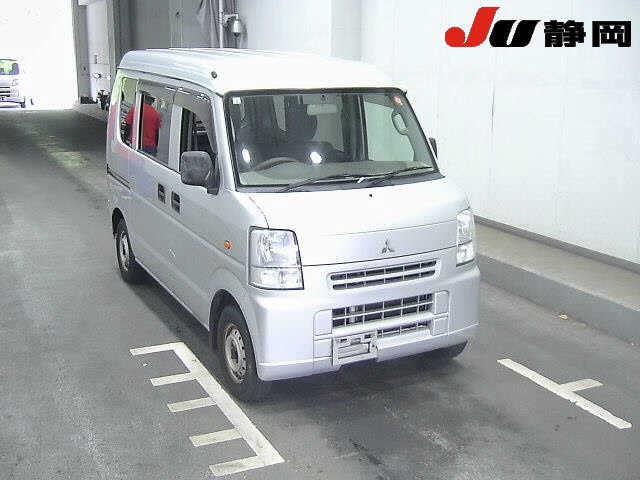 MITSUBISHI MINICAB VAN