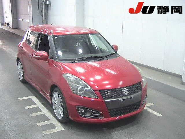 SUZUKI SWIFT — фото
