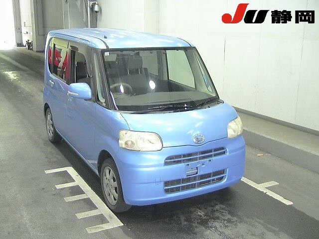 DAIHATSU TANTO — фото