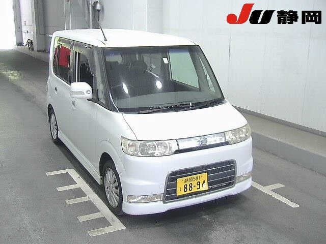 DAIHATSU TANTO — фото