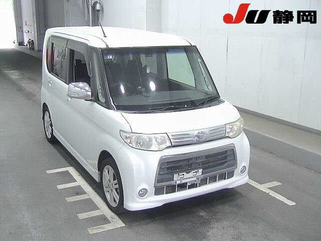 DAIHATSU TANTO — фото