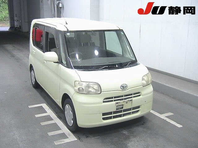 DAIHATSU TANTO — фото