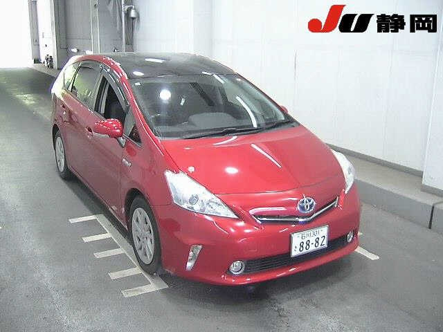 TOYOTA PRIUS — фото