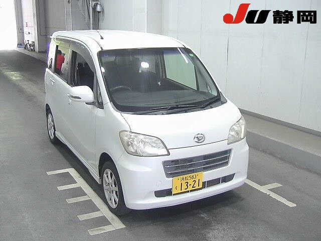DAIHATSU TANTO — фото