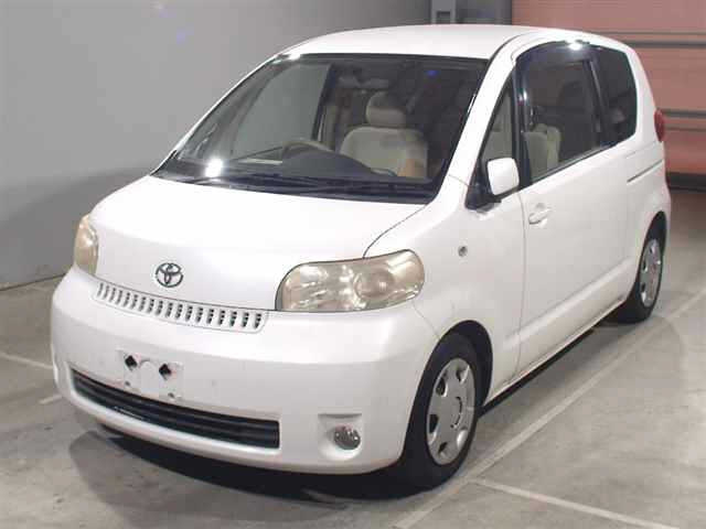 TOYOTA PORTE — фото