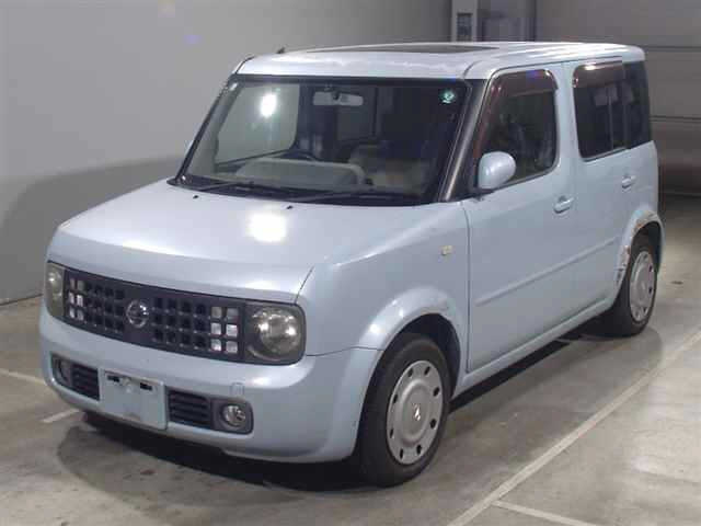 NISSAN CUBE — фото
