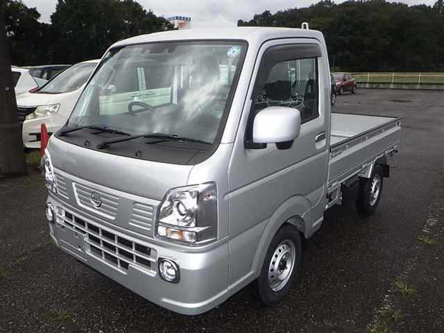 NISSAN CLIPPER — фото