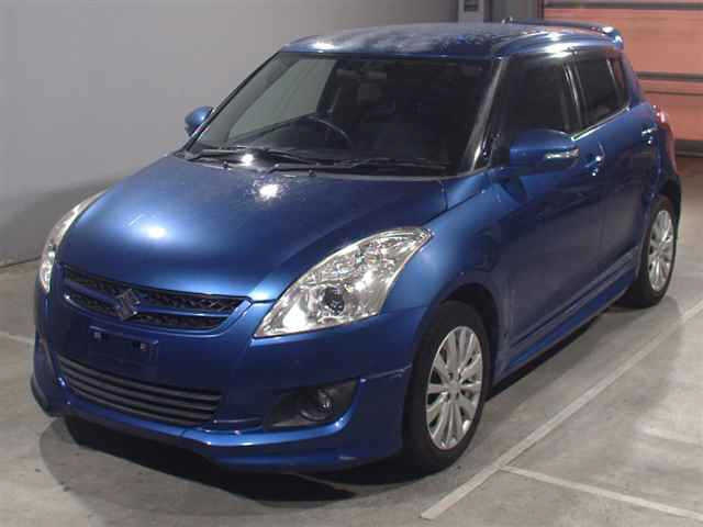 SUZUKI SWIFT — фото