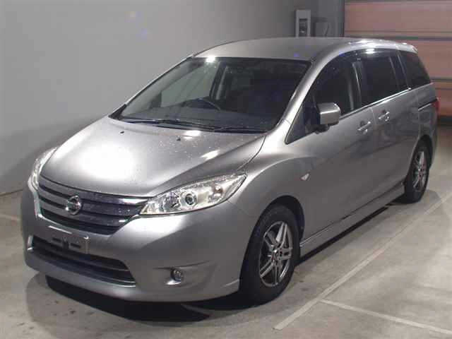 NISSAN LAFESTA — фото