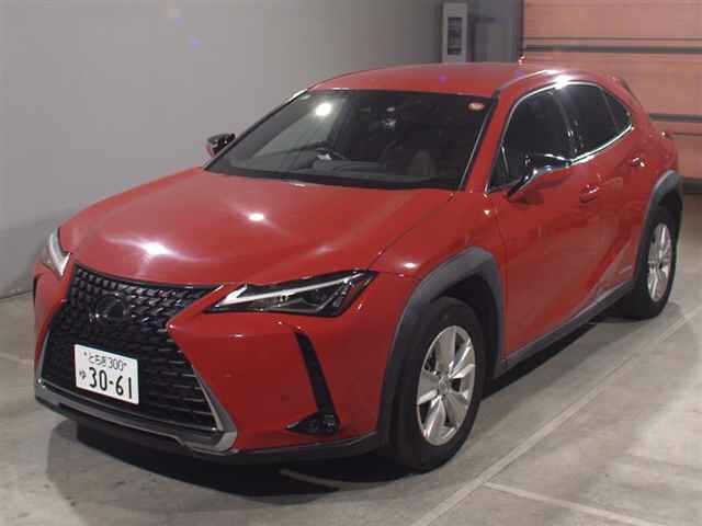 LEXUS UX — фото
